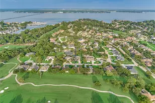 126 Hillsborough Dr W, Montgomery, TX 77356 - Photo 2