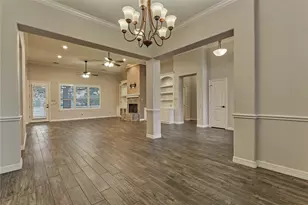 126 Hillsborough Dr W, Montgomery, TX 77356 - Photo 10