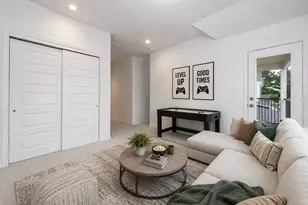 14975 Eagle Feather Dr, Houston, TX 77090 - Photo 30