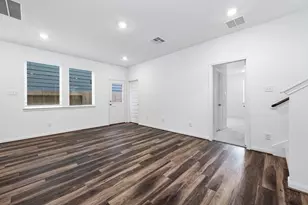 14975 Eagle Feather Dr, Houston, TX 77090 - Photo 12