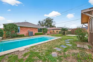 1506 Foxwood Rd, Houston, TX 77008 - Photo 40