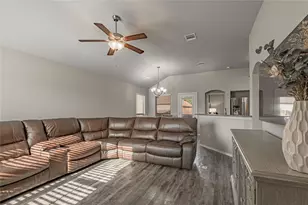 133 Bates Ct, Huntsville, TX 77320 - Photo 4