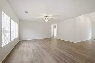 8019 Jasper Meadows, Angleton, TX 77515 - Photo 12