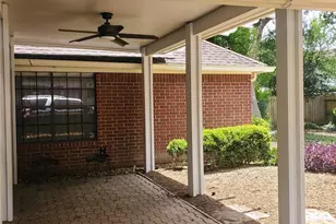 1703 E Hedgecroft Dr, El Lago, TX 77586 - Photo 14