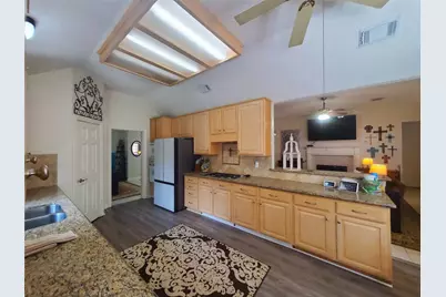 1703 E Hedgecroft Drive, El Lago, TX 77586 - Photo 6