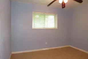 12618 Barbizon Dr, Houston, TX 77089 - Photo 8