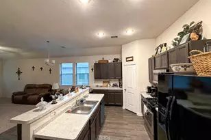 13979 Katlin Rd, Conroe, TX 77306 - Photo 2