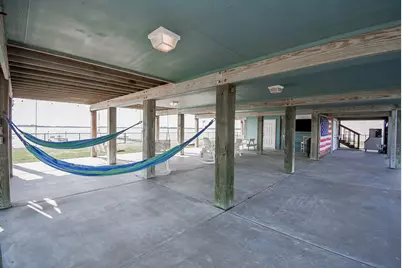 1504 W Bayshore Drive, Palacios, TX 77465 - Photo 4