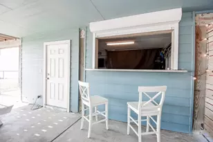 1504 W Bayshore Dr, Palacios, TX 77465 - Photo 34