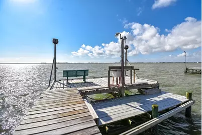 1504 W Bayshore Drive, Palacios, TX 77465 - Photo 44