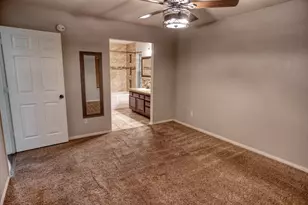308 County Rd 893B, Angleton, TX 77515 - Photo 34