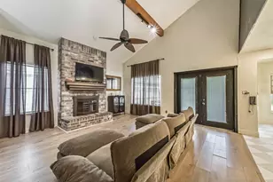 11102 Kirkridge Dr, Houston, TX 77089 - Photo 4
