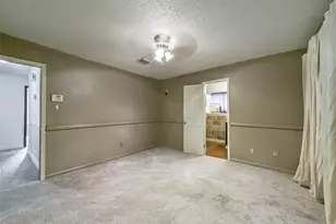 11102 Kirkridge Dr, Houston, TX 77089 - Photo 14