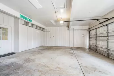2111 N Galveston Avenue, Pearland, TX 77581 - Photo 36