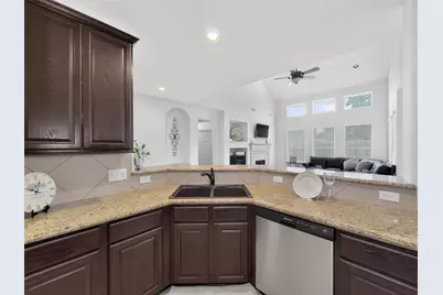 4027 Chestnut Bend Drive, Missouri City, TX 77459 - Photo 14