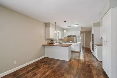 301 Mimosa Drive, Hitchcock, TX 77563 - Photo 12