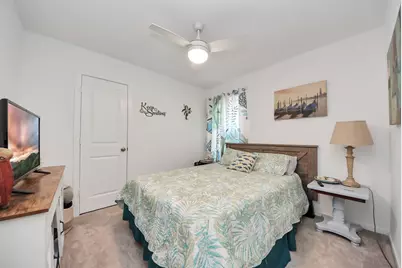 1719 Windrose Bend, Angleton, TX 77515 - Photo 18