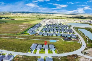 1719 Windrose Bnd, Angleton, TX 77515 - Photo 4