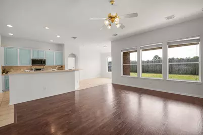 525 Lockland Lane, League City, TX 77573 - Photo 8