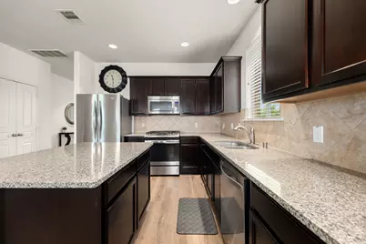 8138 Running Brook Lane, Richmond, TX 77469 - Photo 8