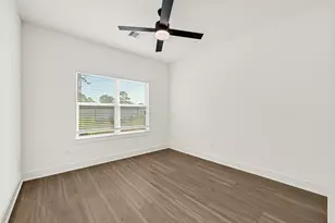 2589 Paul Quinn St, Houston, TX 77091 - Photo 18