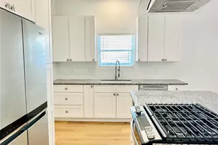 4808 Ave S, Galveston, TX 77551 - Photo 4