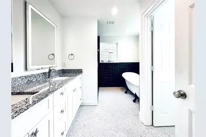 4808 Avenue S #A, Galveston, TX 77551 - Photo 10
