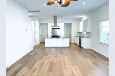 4808 Avenue S #A, Galveston, TX 77551 - Photo 2