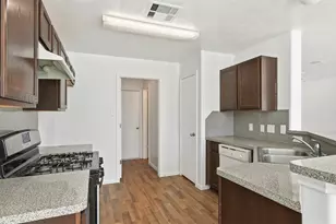 9307 Dewberry Blossom Ln, Houston, TX 77064 - Photo 8