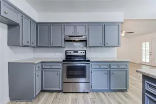 3224 Teakwood Cir, Dickinson, TX 77539 - Photo 10