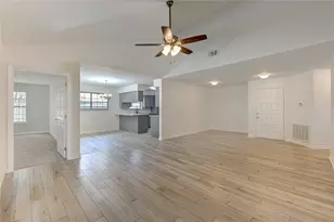 3224 Teakwood Cir, Dickinson, TX 77539 - Photo 6