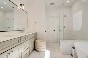 2013 Cochran St, Houston, TX 77009 - Photo 24