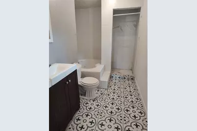 527 W 6th Street, Freeport, TX 77541 - Photo 12