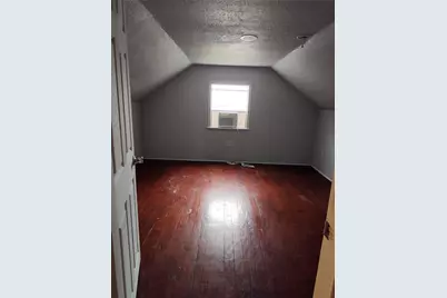 527 W 6th Street, Freeport, TX 77541 - Photo 18