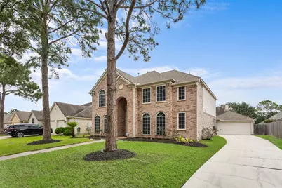132 Emerald Cloud Lane, League City, TX 77573 - Photo 2