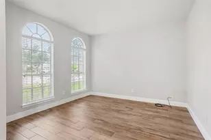 132 Emerald Cloud Ln, League City, TX 77573 - Photo 4