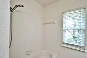 3211 Double Lake Dr, Missouri City, TX 77459 - Photo 12