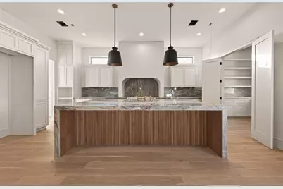 4046 Drummond Street, Houston, TX 77025 - Photo 2