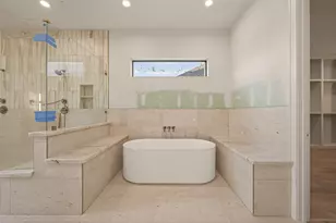 4046 Drummond St, Houston, TX 77025 - Photo 30