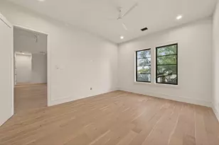 4046 Drummond St, Houston, TX 77025 - Photo 42