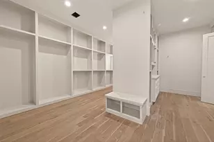 4046 Drummond St, Houston, TX 77025 - Photo 32