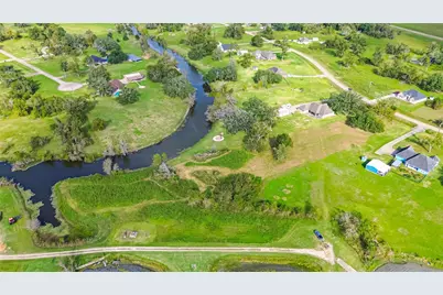 608 Wagon Wheel Tr Trail, Angleton, TX 77515 - Photo 12