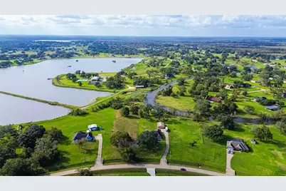 608 Wagon Wheel Tr Trail, Angleton, TX 77515 - Photo 18