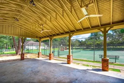 111 Meadow Valley Drive, Conroe, TX 77384 - Photo 32