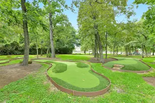 111 Meadow Valley Dr, Conroe, TX 77384 - Photo 36