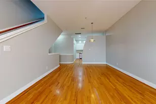 8715 Meadowcroft Dr, Houston, TX 77063 - Photo 16