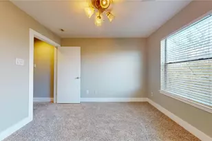 8715 Meadowcroft Dr, Houston, TX 77063 - Photo 22