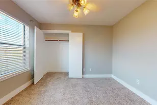 8715 Meadowcroft Dr, Houston, TX 77063 - Photo 20