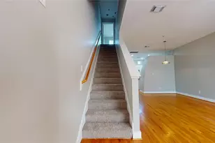 8715 Meadowcroft Dr, Houston, TX 77063 - Photo 18