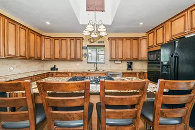 531 Lindale Street, Houston, TX 77022 - Photo 18